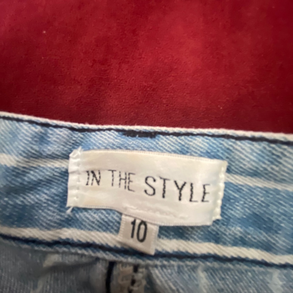 Hi Rise In The Style Denim Pin Stripes - Picture 6 of 7